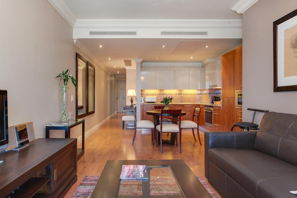 Cape Royale Apartment 810 เคปทาวน์ ภายนอก รูปภาพ